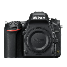 D750 (без объектива, восстановленная техника)