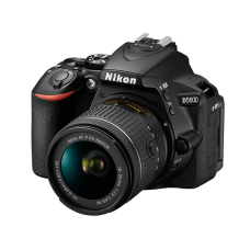 D5600 Kit AF-P DX 18-55mm f/3.5-5.6G