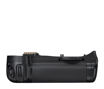 Универсальный батарейный блок MB-D10 для D700, D300, D300S